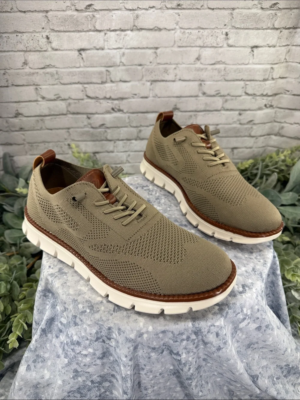 LEISURE “Wear Breeze” Taupe Stretch-Knit Ultra Light Casual Oxfords Mens 7.5M